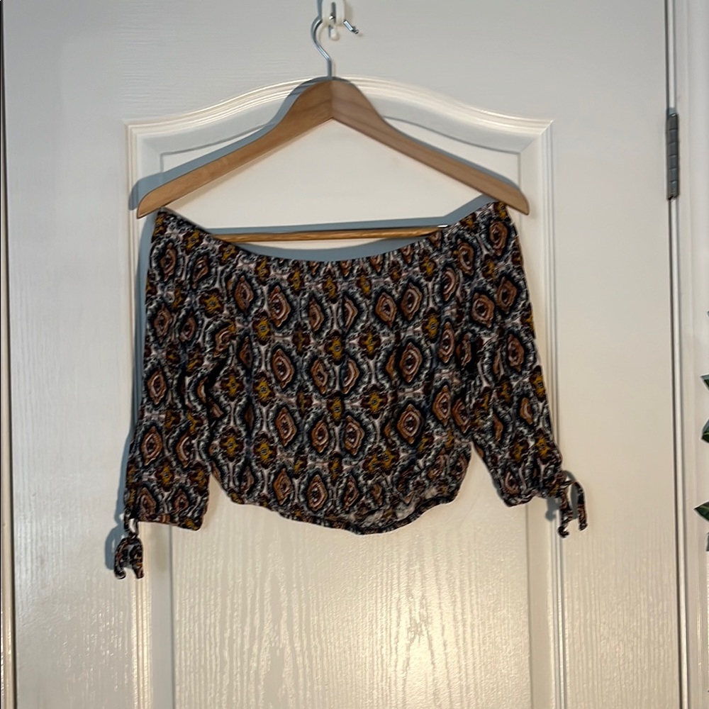 Polly & Esther Black and Brown Smocked Crop Blouse
